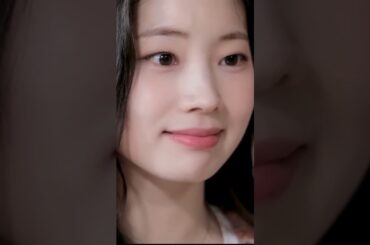 Twice ジヒョ vs ダヒョンのにらめっこ / Jihyo vs Dahyun can't close your eyes / #Shorts