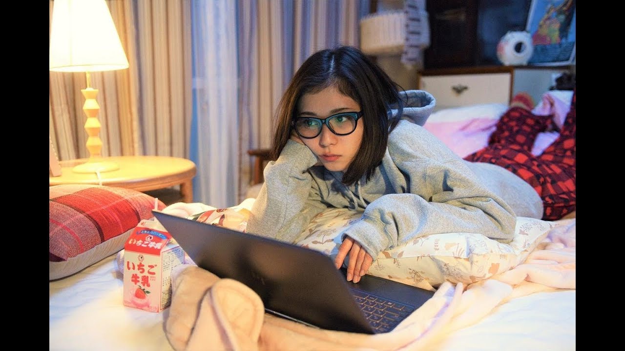 綿矢りさ原作 松岡茉優主演-暴走ラブコメ『勝手にふるえてろ』予告 綿矢りさ原作 松岡茉優主演-暴走ラブコメ『勝手にふるえてろ』予告