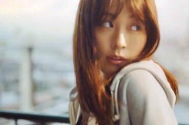 有村架純がブルーハーツの名曲「情熱の薔薇」を歌う／東芝新TVCM『未来をつくる人がいる』篇（30秒ver）