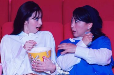 中条あやみ、あまりの怖さにポップコーンはじけさせる　隣の友近に直撃!?　「ホットペッパービューティー」新CM＆メーキング