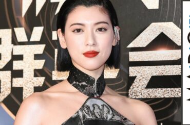 三吉彩花、美背中見せドレス＆赤リップで大人ムード　「話題女優賞」受賞　「WEIBO Account Festival in Tokyo 2020」