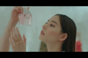 新木優子が誘う、ディオールの麗しき世界｜25ans