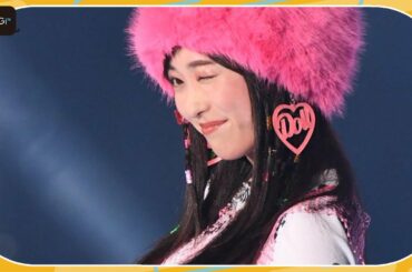 福原遥、「舞いあがれ！」と雰囲気ガラリ　個性的ピンクコーデでTGCに　ウインクも！