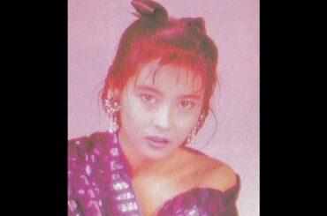 『中山美穂 singles』（全39曲：52分29秒）