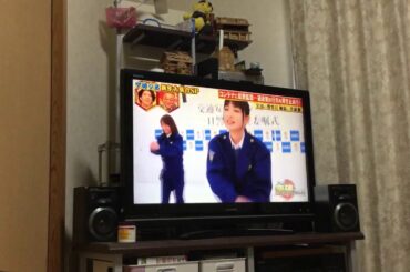 Niziuの「Make your Happy」を踊る磯山さやか、木下彩音、岡本あずさがすげかわ