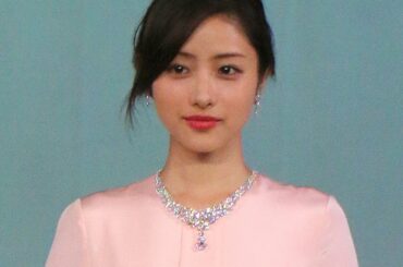 石原さとみ、総額2億超えのジュエリーに「圧倒されるくらい緊張」「第3回ウーマン オブ ザ イヤー」1　#Satomi Ishihara　#event