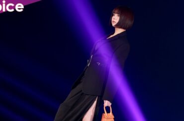 池田エライザ、際どい大胆美脚　深いスリットドレスで豪華に