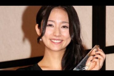 木村文乃「素直に喜べず...考えこんだ」　 「第38回　エランドール賞」囲み取材