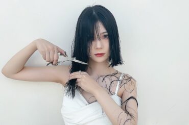 【決意】美女の断髪。