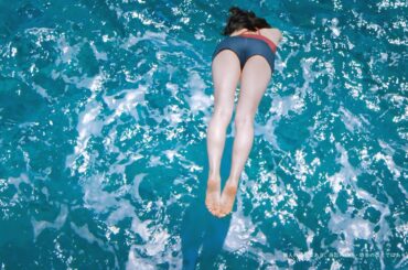 綾瀬はるか、CMで華麗な飛び込み披露！「SK－2」新CM「運命よりも、きれいになろう。～運命を変える一歩～」