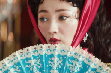 満島ひかり、“先代UQUEEN”岩下志麻と火花バチバチ　松田龍平も困惑…　UQ mobile「UQUEEN」新CM「先代登場」編