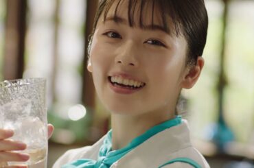 小芝風花  コカ・コーラ やかんの麦茶「やかんの麦茶屋、開店。」篇 TVCM