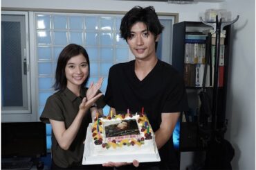 三浦春馬のCDデビューを芳根京子ら祝福「今年一番うれしいサプライズ！」 　カンテレ・フジテレビ系ドラマ『TWO WEEKS』