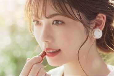 小芝風花、「恋をしてウキウキする気持ちを…」　CANMAKE新CMで“恋色”に染まる