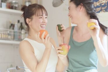 綾瀬はるか、ブラトップ姿でノリノリダンス！　ユニクロ新CM「LifeとWear /ヘルシーパーティー」メーキング