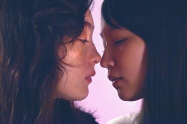 吉岡里帆、モトーラ世理奈と恋!?主題歌は吉澤嘉代子の書き下ろし楽曲「氷菓子」／映画『アイスクリームフィーバー』特報