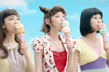 玉城ティナ、アイス頬張り“七変化”　『サーティワン アイスクリーム』TVCM「食べても食べても篇」