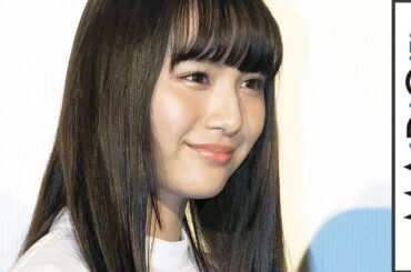 浅川梨奈、シースルースカートでキュートに脚見せ　コルセットベルトでメリハリも　「映画 としまえん」初日舞台あいさつ