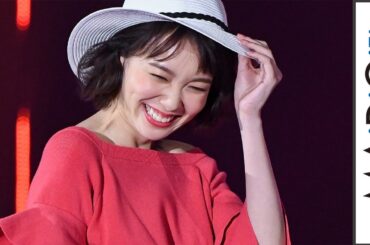 飯豊まりえ、武田玲奈、池田エライザらがランウエーに　「CECIL McBEE」ステージ　「TGC2017S／S」