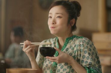 上戸彩が麺職人のうどんに感動！「丸亀製麺」新TVCM「麺職人の情熱」篇＆メイキング・インタビュー映像
