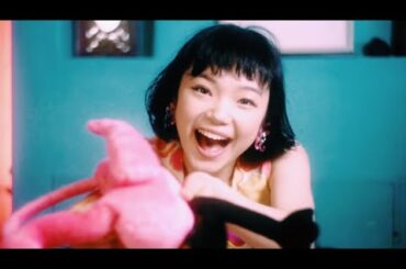 PIZZASHAKE(Official Video) − Helsinki Lambda Club