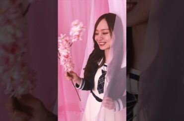 うめちゃんの新制服お披露目ムービー #乃木恋 #梅澤美波