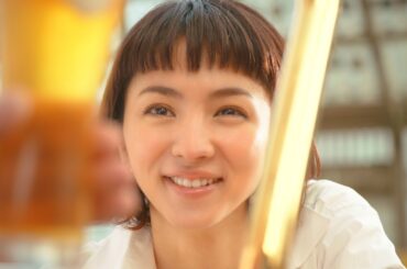 満島ひかり＆堤真一、体験会でとびきりの笑顔さく裂！　「キリン一番搾り生ビール」新CM「大体験会」編