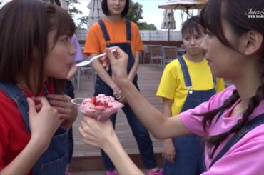 かなとも　苦手なイチゴを食べる