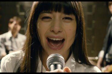 中条あやみ、歌う!!映画『覆面系ノイズ』予告編