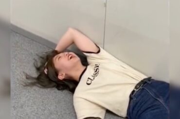 ドッキリで騒ぐ竹内朱莉ちゃん