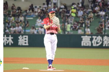 ももクロ・百田夏菜子、始球式で見事なノーバン2連発　因縁の相手「ライナ」に完勝　『ライオンズ フェスティバル 2017』