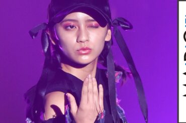 岡田結実、黒の網タイツでクールに　志田友美＆新井ひとみとランウエー　「Girls Summer Festival by GirlsAward」　#Yui Okada　#Yuumi Shida