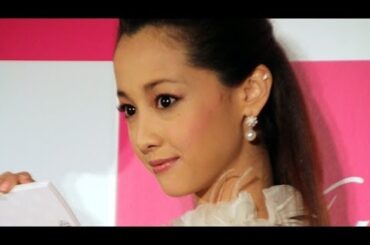 沢尻エリカ「華やかな気分」 「24hコスメ」新CM発表会(1)