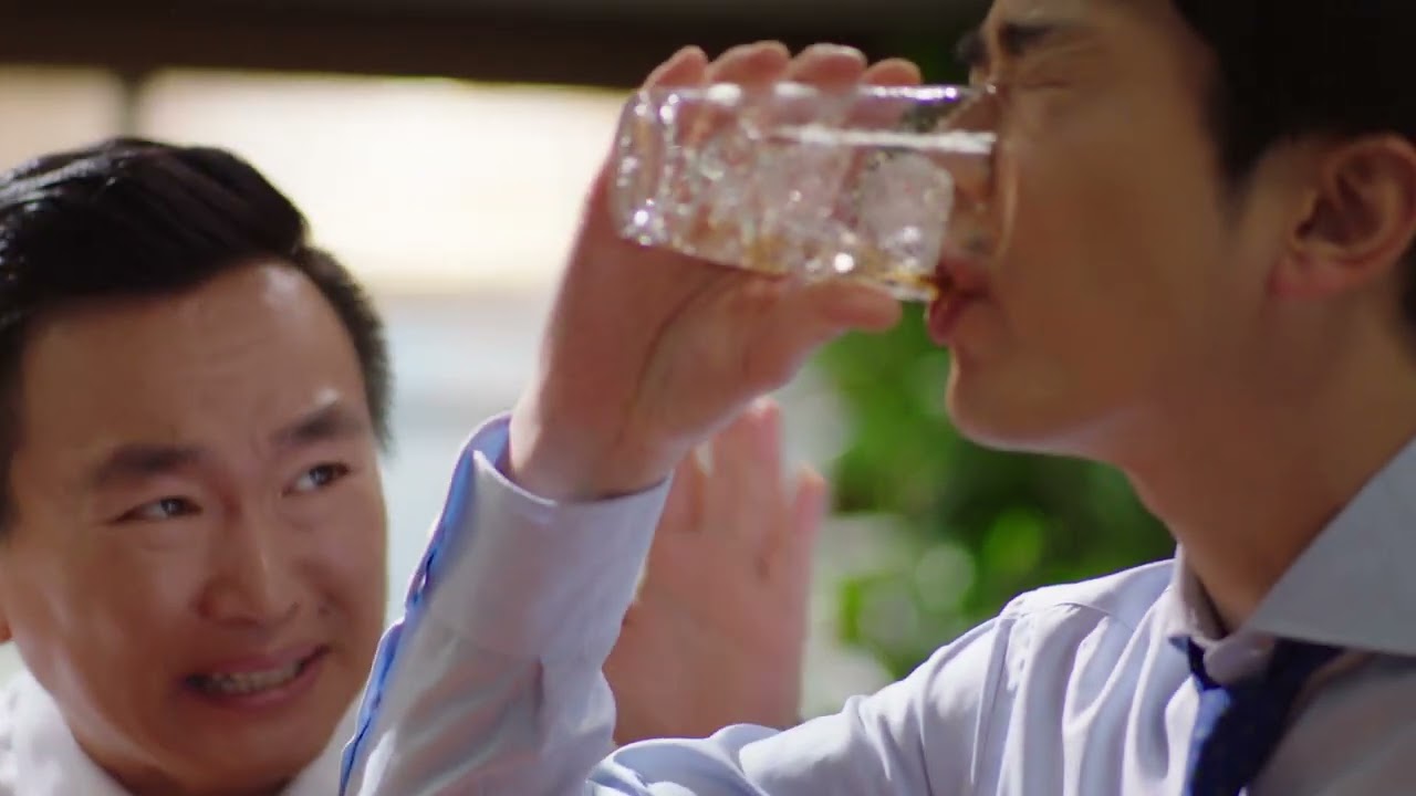 【やかんの麦茶】 TVCM「やかんの麦茶 夢中でゴクゴク」篇 15秒  YAKAN NO MUGICHA TVCF 【やかんの麦茶】 TVCM「やかんの麦茶 夢中でゴクゴク」篇 15秒  YAKAN NO MUGICHA TVCF