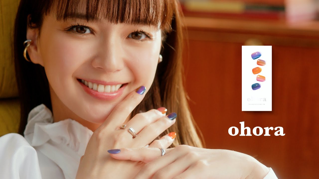 多部未華子の大人なカメラ目線にドキツ!?目力でスタッフもメロメロに 「ohora(オホーラ)」新TV-CM 多部未華子の大人なカメラ目線にドキツ!?目力でスタッフもメロメロに 「ohora(オホーラ)」新TV-CM