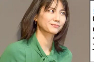 松下奈緒、リボン＆プリーツが大人可愛いワンピスタイル　ローヒールパンプスでシンプルに