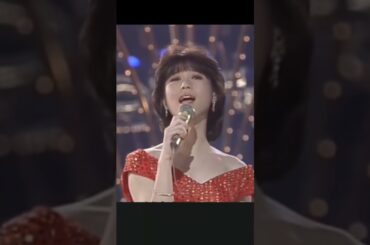 松田聖子  ガラスの林檎     「気をつけて、剥がれそうなところ」     左肩がちょっと気になる容姿も歌声も美しすぎる聖子ちゃん
