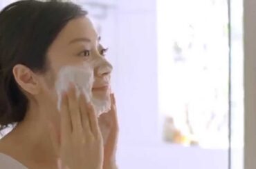 【高島彩（たかしまあや）】出演CM　花王 ビオレ スキンケア洗顔料 「キメ、整えています」編