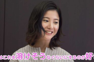 吉高由里子、サプライズ登場で「アイスの実」熱烈アピール！　オススメの食べ方も　ウェブ動画公開