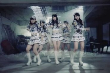 ℃-ute 中島早貴 膝が真っ黒