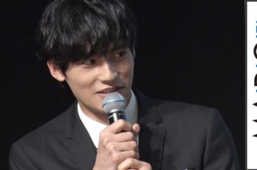 岡田健史、“お母ちゃん”石田ゆり子に望むことは「ギターを弾きながら…」　“お父ちゃん”堤真一の薪ストーブトークも