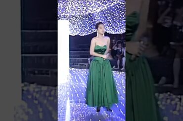 ジプシークイーン 中森明菜 グリーンワンピ 胸元がSEXY👩👗 高画質 夜ヒット #short