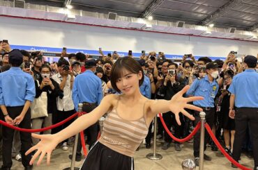 ベトナムで脱いだら日本人で1番有名な女性になりました。