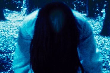 池田エライザ主演、解き放たれた貞子の容赦ない呪いが襲う！主題歌は女王蜂「聖戦」／映画『貞子』予告編