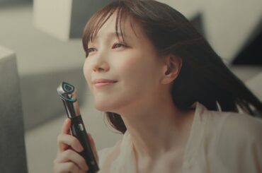 本田翼、美しいうっとり顔　気持ち良さそうな表情披露　メディキューブ新CM「今日よりも前へ」編