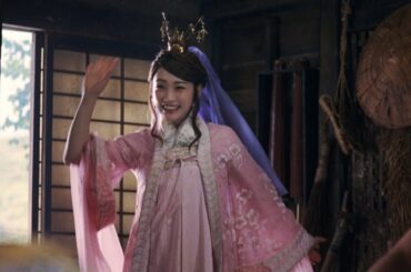 川栄李奈演じる織ちゃんが帰ってきた！au“三太郎シリーズ”「帰ってきた織ちゃん」篇公開