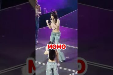 Twice ナヨン メンバーのソロのマネが可愛い / Nayeon copy members solo is funny  / #Shorts