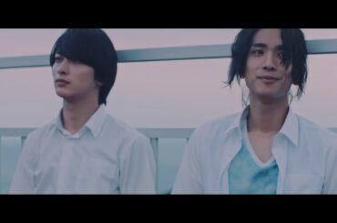 ナド（黒羽麻璃央）：七草が唯一心通わせる友人であり孤高の文学青年