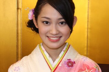 吉本実憂、新年晴れ着インタビュー！15年の目標はナレーション「成長実感する年に」　#Miyu Yoshimoto