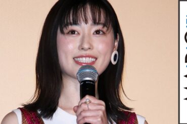 浜辺美波＆福原遥、小中学時代からの互いの成長に「大きくなったね」としみじみ　「映画 賭ケグルイ」大ヒット御礼舞台あいさつ